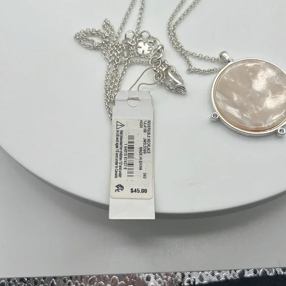 Lucky Brand Silver Pendant Necklace 31” plus 2” extender 31 inches to 33 inches - Picture 6 of 7